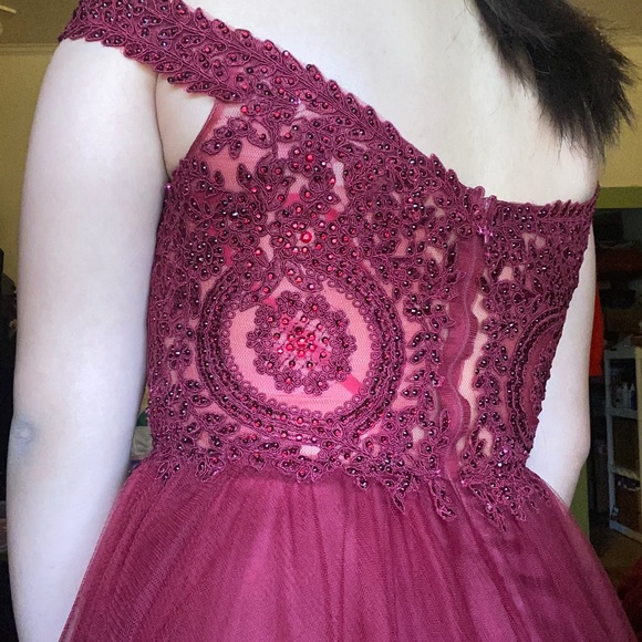 ✨PROM DRESS✨ - Picture 7 of 8